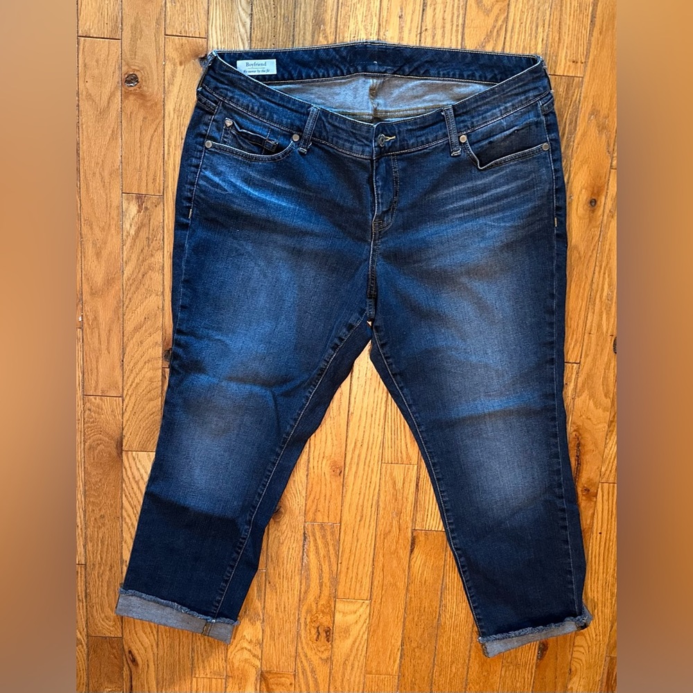 Torrid boyfriend style cropped jeans